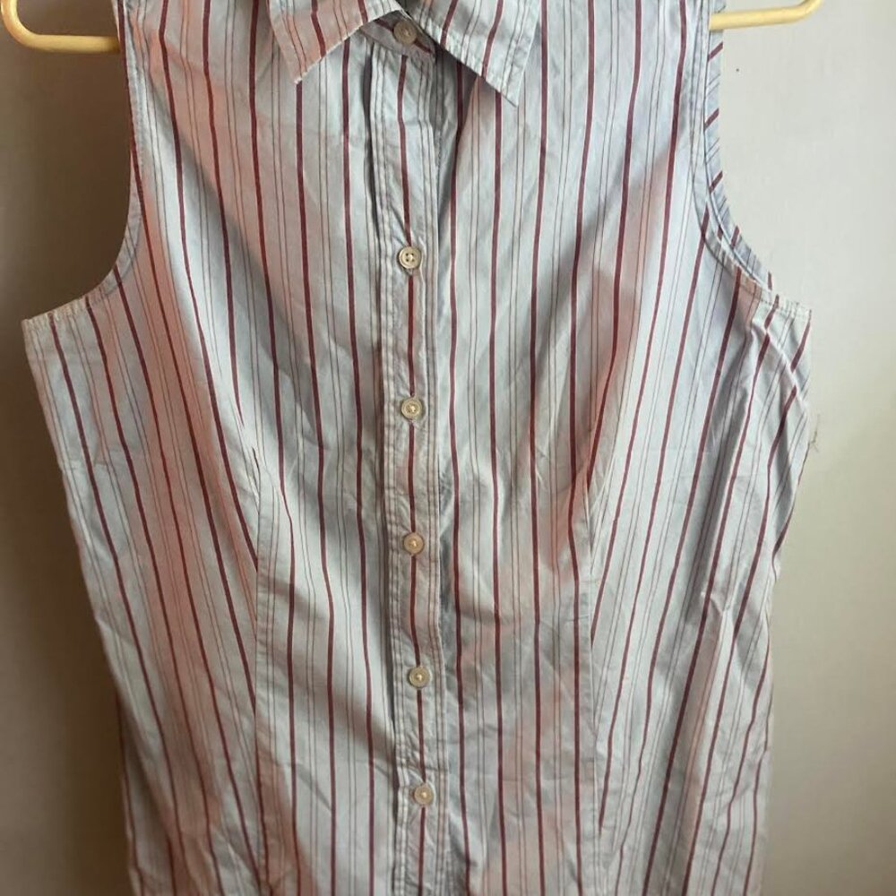 Gap Sleeveless Cotton Shirt